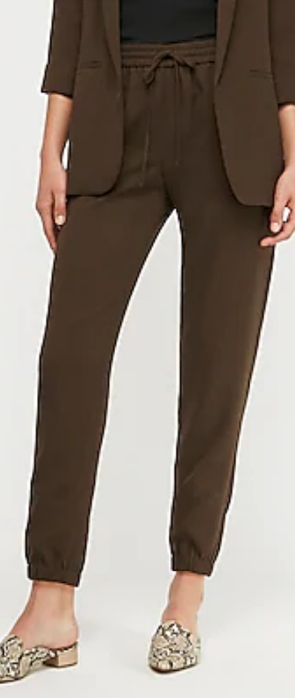 NWT Mid Rise Green Drawstring Jogger, Sz M